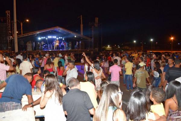 Florianenses lotam Avenida Beira Rio para festa de Reveillon.(Imagem:Secom)