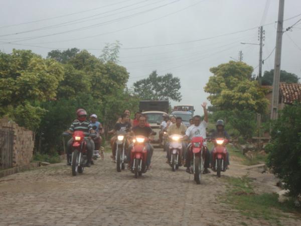 Carreata na região do Alto da Cruz(Imagem:redaçao)