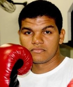 Cosmo Samuel, de apenas 18 anos, deveria ter sido um dos lutadores do PI.(Imagem:Josiel Martins)