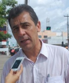 Prefeito de Floriano confirma o cancelamento do 