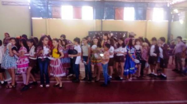Escola Pequeno Príncipe promove festa junina para alunos do Ensino Fundamental.(Imagem:FlorianoNews)