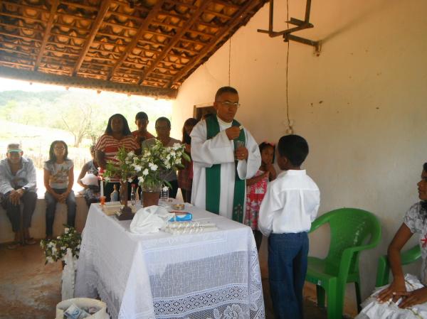 Realizada Missa de Natal com 1ª Eucaristia na localidade Boca da Entrada.(Imagem:FlorianoNews)