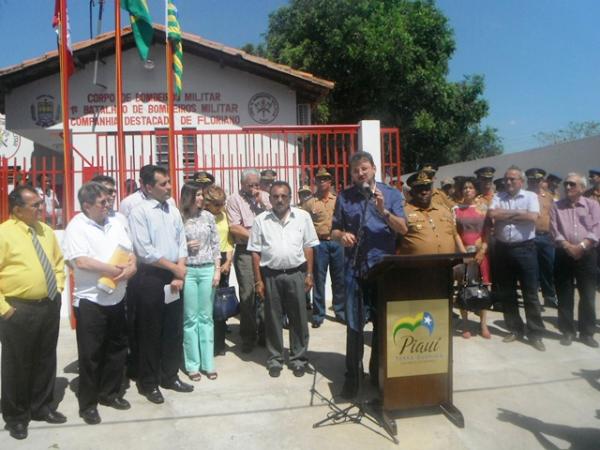 Secretário Avelino Neiva prestigiou inauguração da nova sede do Corpo de Bombeiros em Floriano.(Imagem:FlorianoNews)