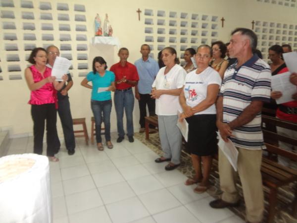 Casais encontristas realizaram entrega de pastas e Festas de Reis.(Imagem:FlorianoNews)