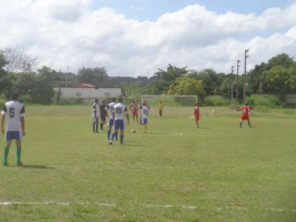 Pastos Bons vence Floriano e se consagra campeã do torneio Os Quarentões.(Imagem:FlorianoNews)