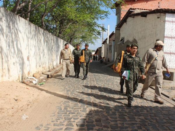 Soldados do Exército começam a atuar como agentes de endemias.(Imagem:Catarina Costa/G1 PI)