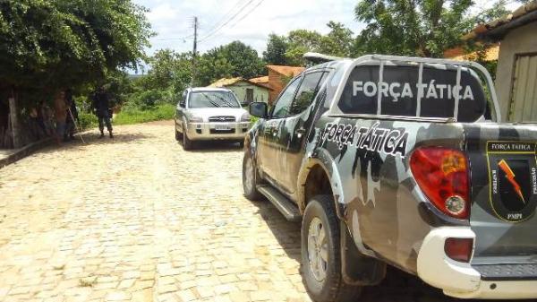 Veículo roubado é recuperado pela Força Tática de Floriano.(Imagem:Força Tática)