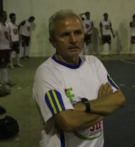 Hélio Queiroz, técnico do Tabajaras, diz que time pagou pelos próprios erros.(Imagem:Wenner Tito)