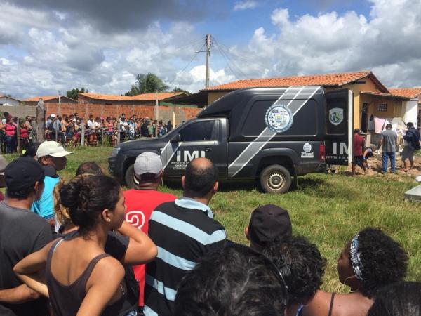 Corpo foi encontrado na casa do companheiro da vítima. (Imagem: Kairo Amaral/TV Clube)