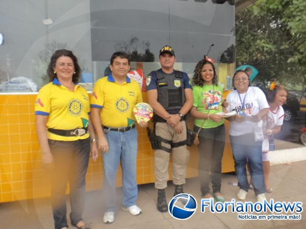 Rotary Club, PRF e Secretaria de Saúde realizam campanha de trânsito em Floriano.(Imagem:FlorianoNews)
