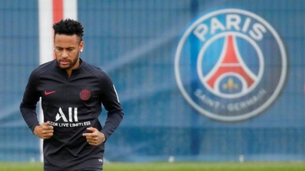 Real Madrid quer Neymar, mas adota estratégia cuidadosa.(Imagem:CHARLES PLATIAU / REUTERS)