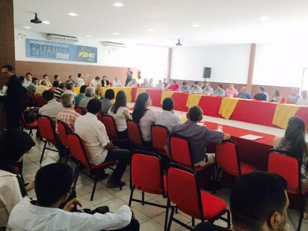 Gustavo Neiva participa  de Encontro Estadual dos Prefeitos Eleitos.(Imagem:ASCOM)