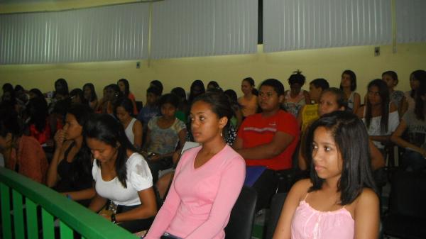 Centro Estadual de Educação Profissional Calisto Lobo realizou I Simpósio em Saúde CEEP.(Imagem:FlorianoNews)