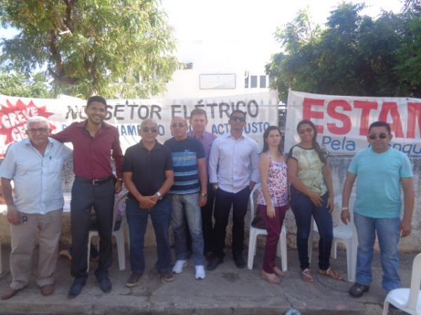 Servidores da Eletrobrás de Floriano aderem a paralisação nacional.(Imagem:FlorianoNews)