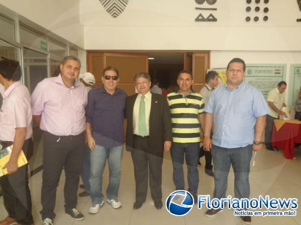 Deputado Gustavo Neiva participou de encontro de formação política do PSB. (Imagem:FlorianoNews)