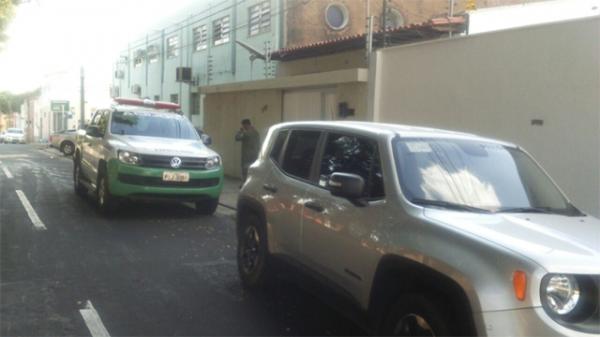 Quatro são presos suspeitos de tentar roubar carro ao lado de Batalhão da Polícia.(Imagem:Reprodução/PM-PI)