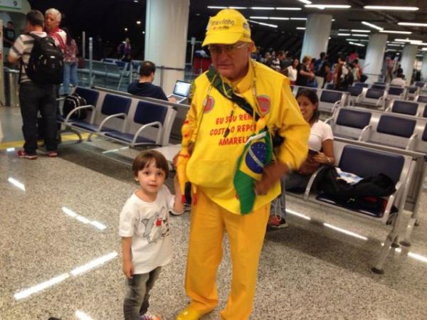 Repórter Amarelinho desembarca em Brasília.(Imagem:FlorianoNews)