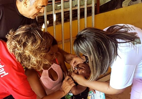 Clubes de Rotary de Floriano realizam campanha de vacinação no Conjunto Aparecida Procópio.(Imagem:Rotary Club)