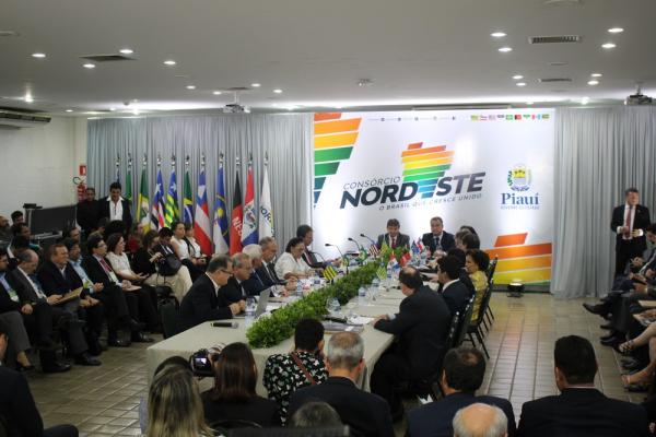 Governadores debatem ações para consórcio do Nordeste durante encontro em Teresina.(Imagem:Lucas Marreiros/G1)