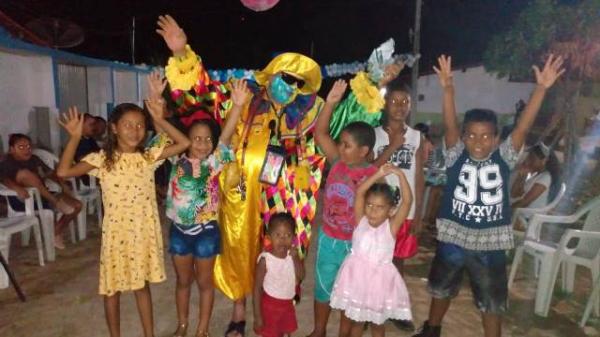 Associações de moradores promovem festa para crianças de Floriano.(Imagem:FlorianoNews)