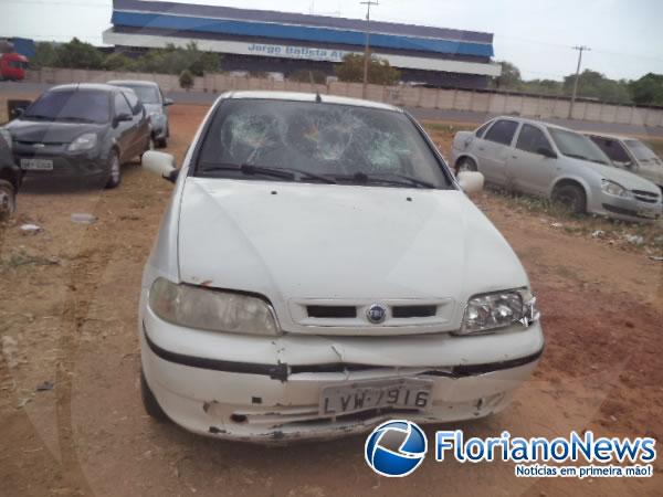 Em Barão de Grajaú motociclista colide contra carro e é atropelado enquanto recebe socorro.(Imagem:FlorianoNews)