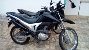 Motocicleta roubada em Floriano é recuperada na cidade de Oeiras.(Imagem:Divulgação/14º BPM)