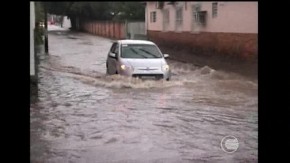 Chuva causa estragos em Floriano(Imagem:G1 PI)