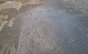 Vazamento na Avenida Bucar Neto(Imagem:Léo Miranda)