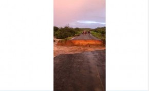 Rompimento da BR-020(Imagem:Divulgação)