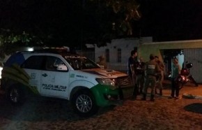 Homens armados invadem casa de vereador e fazem família refém.(Imagem:Cidadeverde.com)
