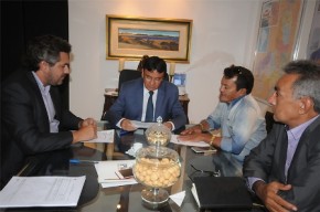 Governador autoriza investimentos para municípios piauienses.(Imagem:Cidadeverde.com)