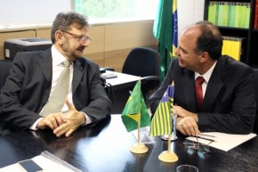 Wilson Martins no Ministério da Integração Nacional. (Imagem:Adalberto J. Marques - Ascom/MI)