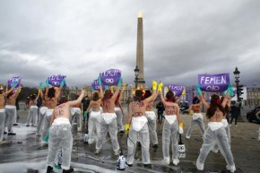 Mulheres em protesto(Imagem:Reprodução)