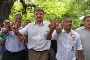 Marcelinho Carioca, Wilson Martins e Romário(Imagem:Divulgação)