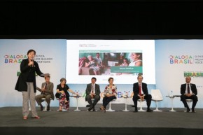 Ministra Tereza Campelo, durante o Dialoga Brasil em Teresina.(Imagem:Jardenya Bezerra)