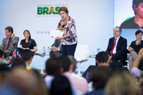 Dialoga Brasil(Imagem:Iolany Galiza)