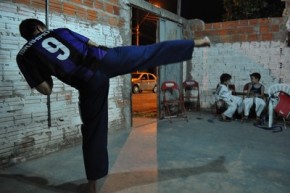 Atletas do taekwondo do Piauí viajou na tarde dessa quinta para enfrentar três dias de competições em Recife.(Imagem:Renan Morais)