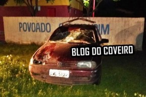 Carro abandonado(Imagem:Blog do Coveiro)