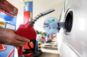 Gasolina sobe mais uma vez; alta acumulada é de 13% em um mês.(Imagem:CidadeVerde.com)