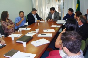 Reunião na Secretaria de Fazenda.(Imagem:Herlon Moreas)
