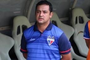 Técnico Marquinhos Santos(Imagem:Gazeta Esportiva)