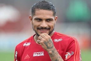 Guerrero já é favorito a titular no ataque do Flamengo com Dourado poupado.(Imagem:Gilvan Souza)