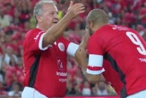 Com Adriano aplaudido e gol de seu neto, Zico vence Jogo das Estrelas no Maracanã.(Imagem:Futebol do Interior)