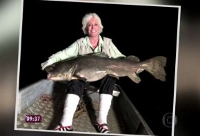 Ana Maria Braga pesca jaú de 40 kg na Amazônia.(Imagem:Reprodução)