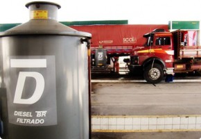 Novo reajuste: preço do litro de diesel deve aumentar R$ 0,12.(Imagem:Cidadeverde.com)