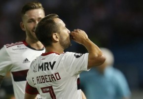 Everton Ribeiro, Flamengo x Junior Barranquilo(Imagem:REUTERS/Luisa Gonzalez)