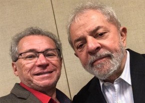 Deputado Assis Carvalho e o ex-presidente Lula(Imagem:Cidadeverde.com)
