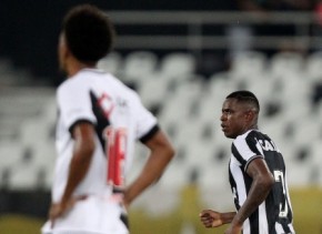 Vasco e Botafogo disputam clássico na zona intermediária da classificação.(Imagem:Divulgação)