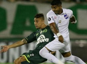 Chape fica no 1 a 1 com Nacional e segue sem vencer em casa na Libertadores.(Imagem:Getty Images)