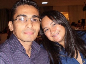 O publicitário, morto no acidente, e a esposa Gildania Maria.(Imagem:Facebook)
